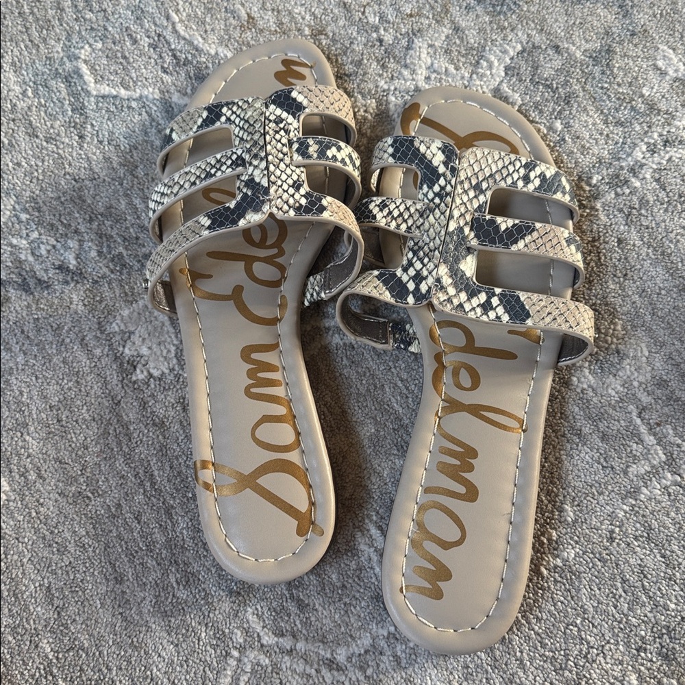 Sam Edelman Beige and Black Snakeskin Slides